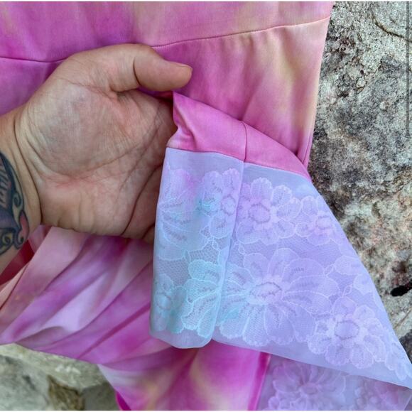 Vintage upcycled ice dyed vanity fair slip made in USA - Picture 4 of 9